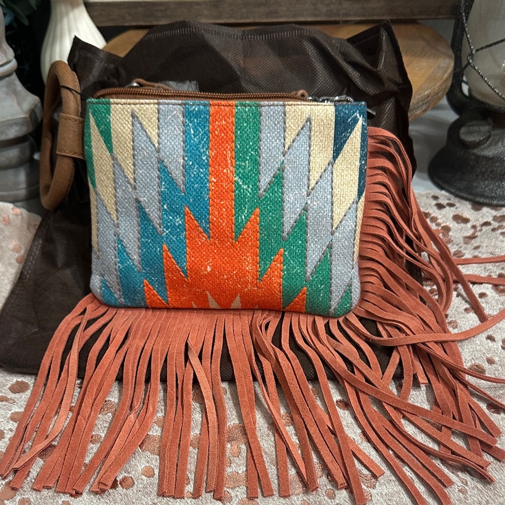 NWT Montana West Multicolor Geometric Fringe Clutch